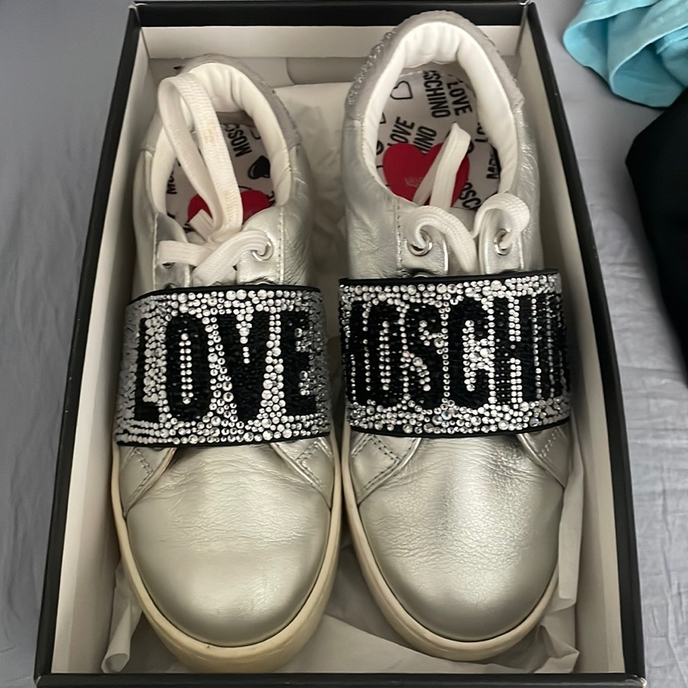 Love moschino sneakers